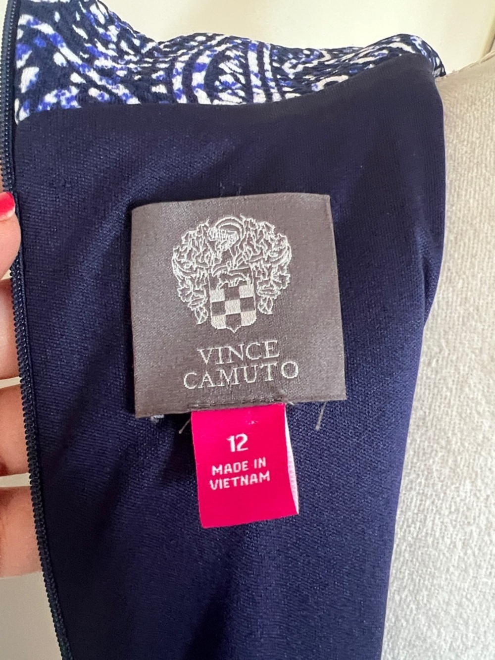 NWT Vince Camuto Navy and White Paisley Lace Statement Trim Shift Dress 12 - Picture 10 of 11